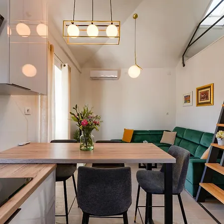 Ragusa Apartman *